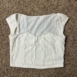 SHEIN White Textured Crop Top